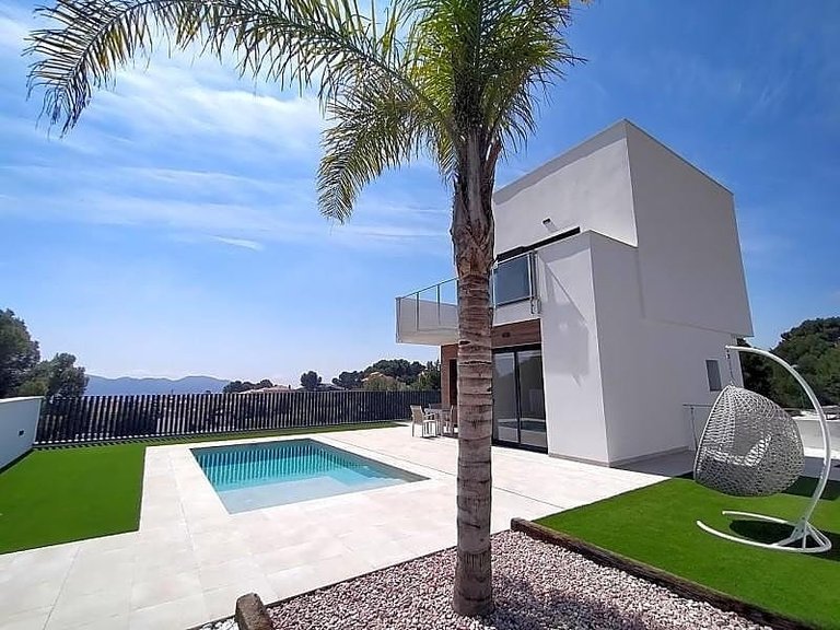 Town House for Sale in La Nucia, Alicante 2