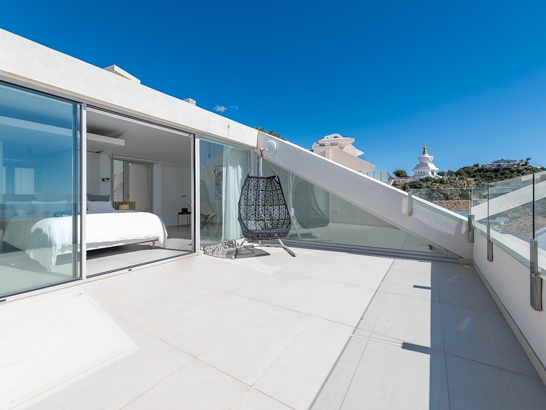 Apartment for Sale in Benalmádena, Malaga 4