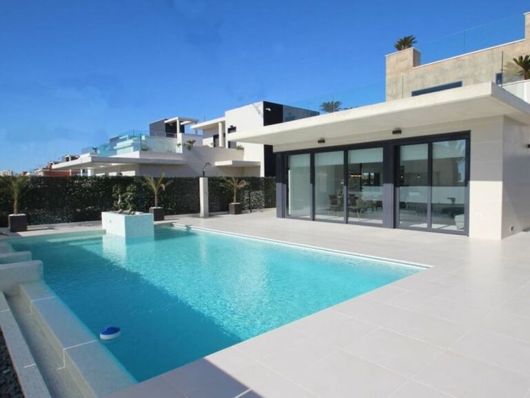 Town House for Sale in San Miguel De Salinas, Alicante 3