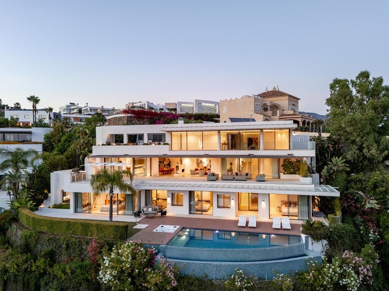 Town House for Sale in Benahavís, Malaga 9