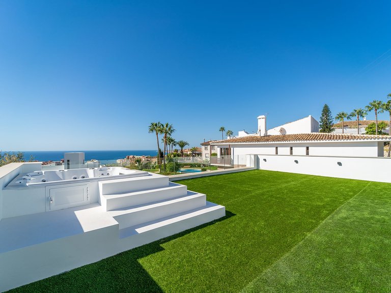 Town House for Sale in Benalmádena, Malaga 5