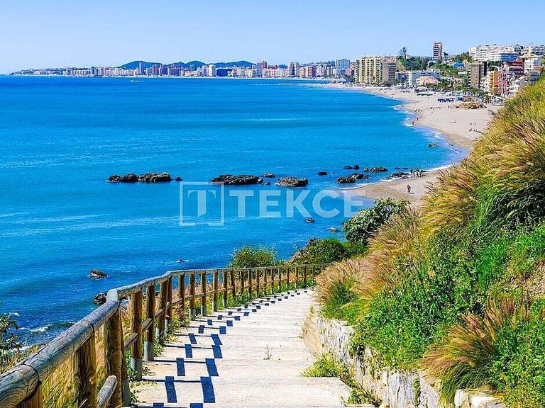 Apartment for Sale in Fuengirola, Malaga 15