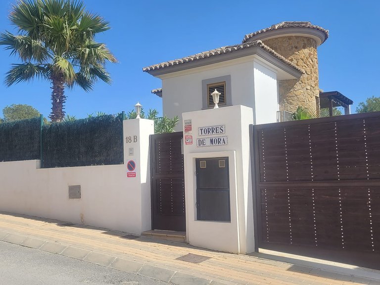 Town House for Sale in Finestrat, Alicante 1