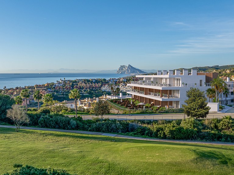 Apartment for Sale in San Roque, Cadiz 2