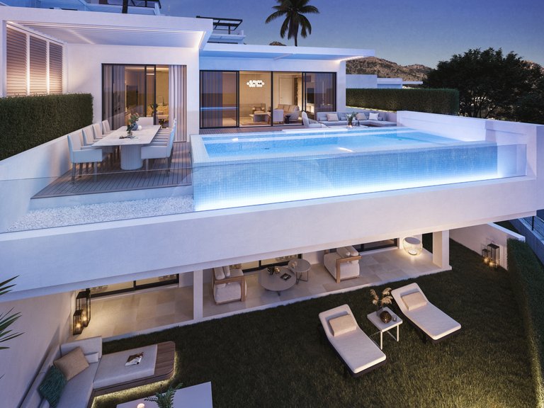 Town House for Sale in Benalmádena, Malaga 3