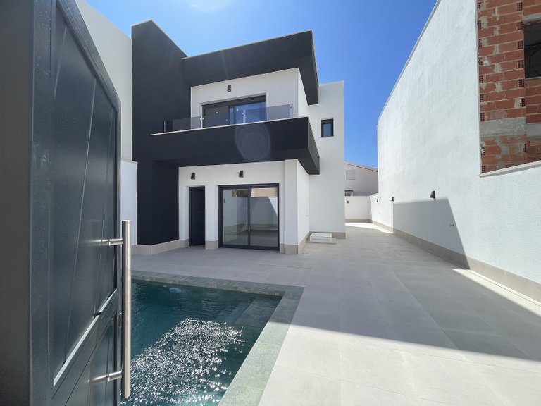 Town House for Sale in Almoradí, Alicante 3