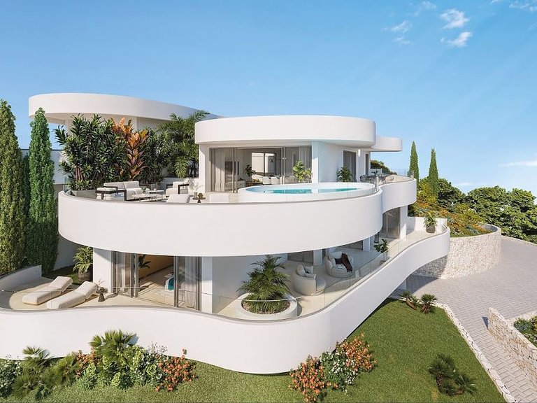 Town House for Sale in Benalmádena, Malaga 3