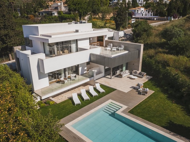 Town House for Sale in Estepona, Malaga 14