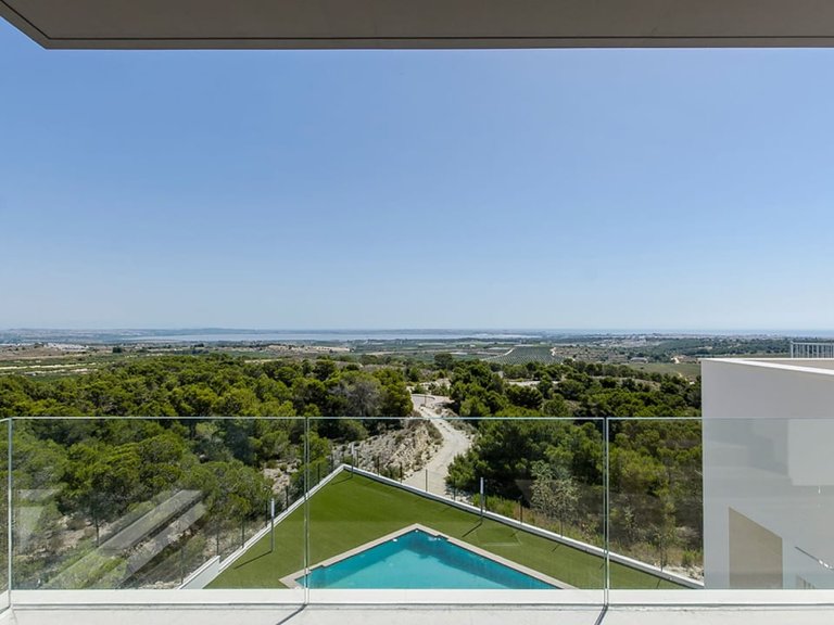 Town House for Sale in San Miguel De Salinas, Alicante 1