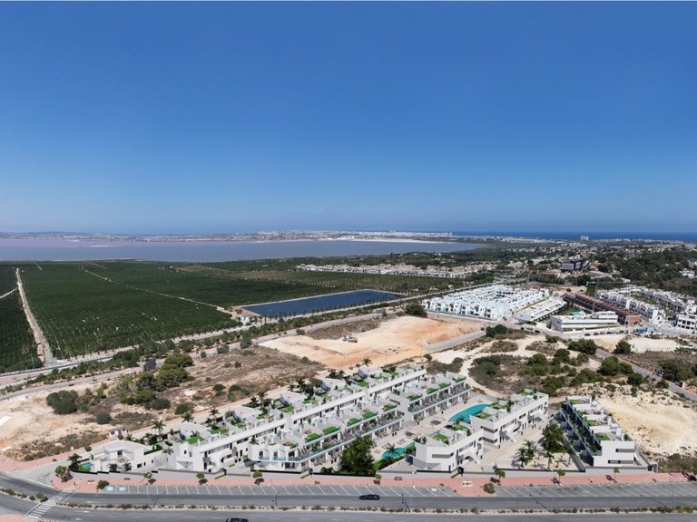 Apartment for Sale in Torrevieja, Alicante 4