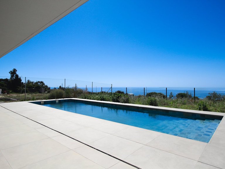Town House for Sale in Benalmádena, Malaga 3