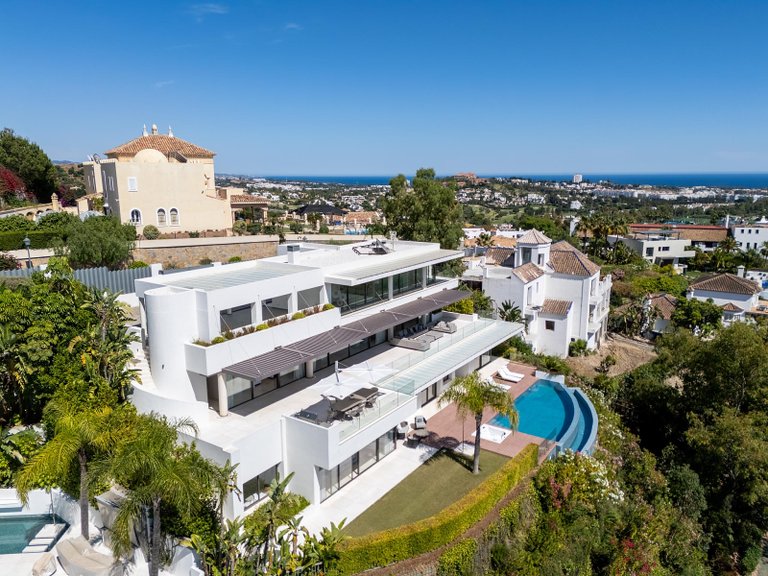 Town House for Sale in Benahavís, Malaga 1