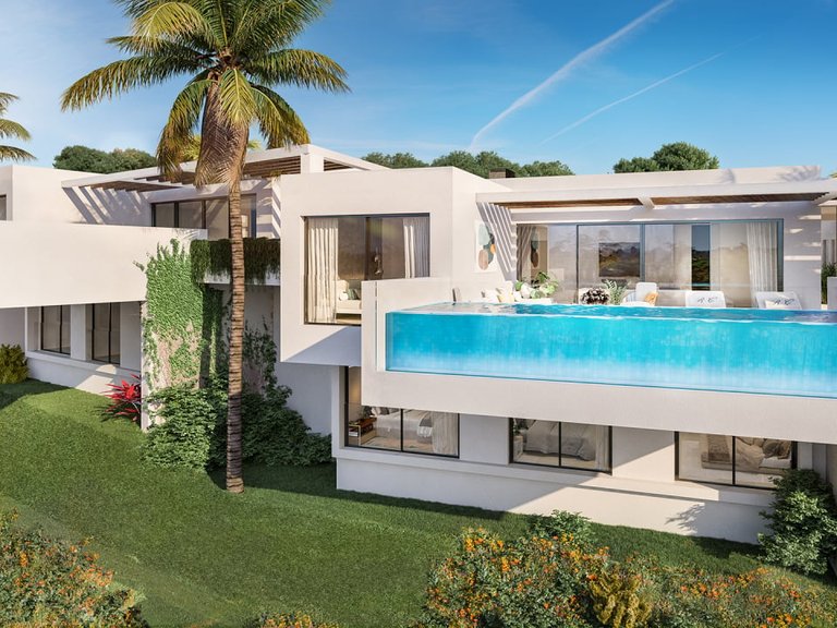 Town House for Sale in Benalmádena, Malaga 4