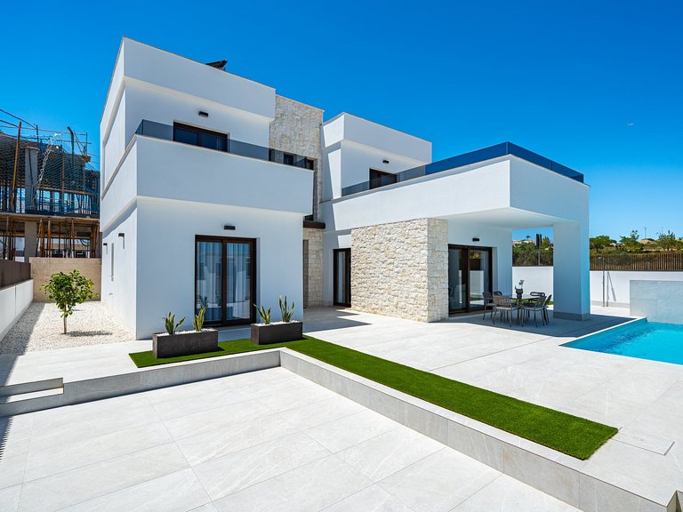 Town House for Sale in Orihuela, Alicante 1