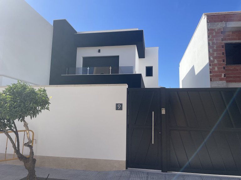 Town House for Sale in Almoradí, Alicante 2