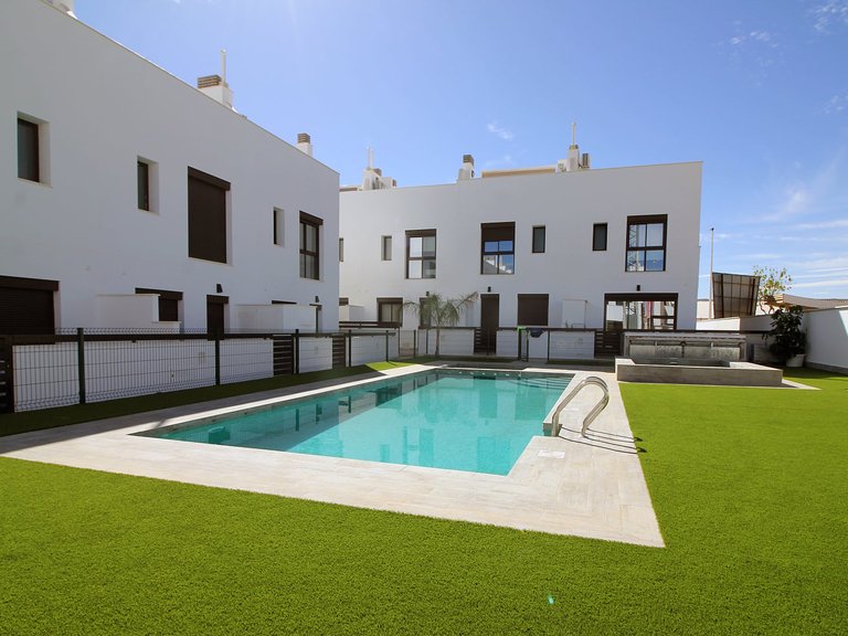 Town House for Sale in Pilar De La Horadada, Alicante 1