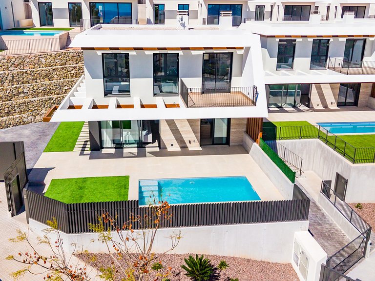 Town House for Sale in Polop, Alicante 3