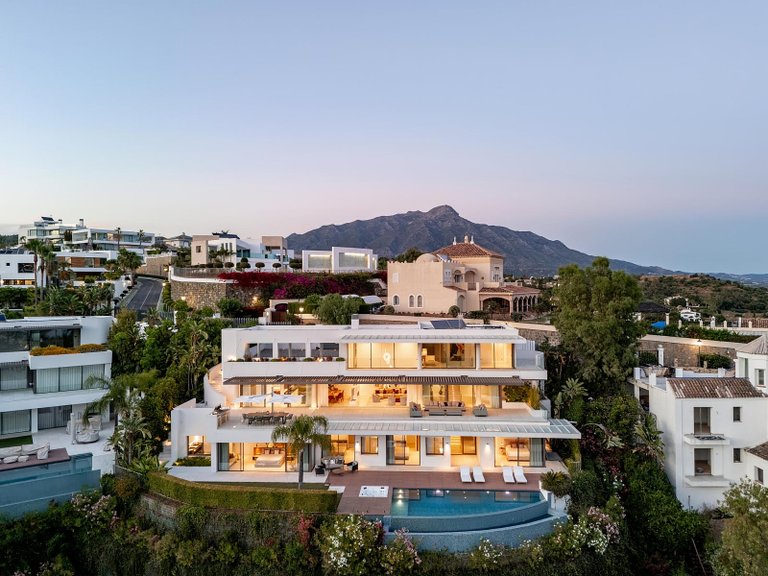 Town House for Sale in Benahavís, Malaga 6