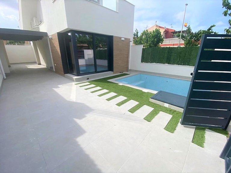Town House for Sale in Los Alcázares, Murcia 2