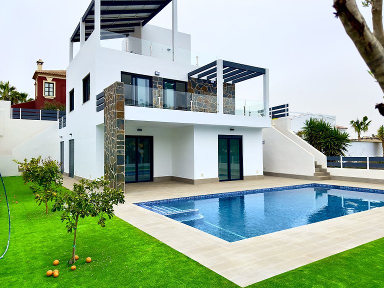 Town House for Sale in Rojales, Alicante 3