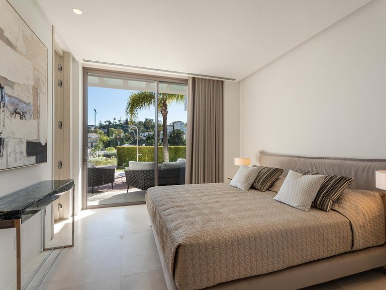 Town House for Sale in Benahavís, Malaga 25