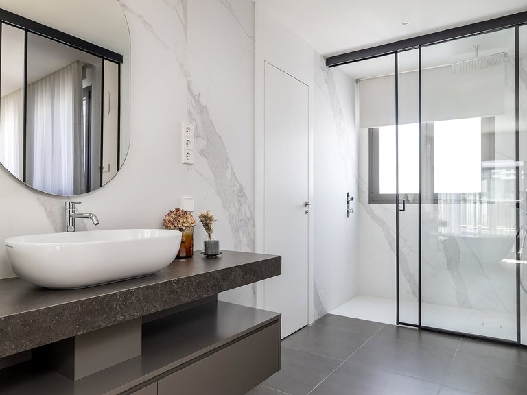 Apartment for Sale in Barcelona, Barcelona 16
