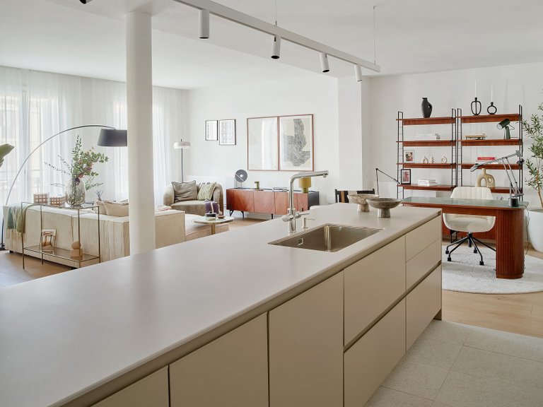 Apartment for Sale in Barcelona, Barcelona 8