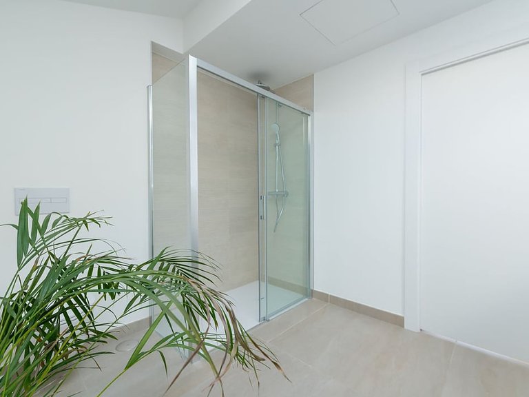 Apartment for Sale in Fuengirola, Malaga 38
