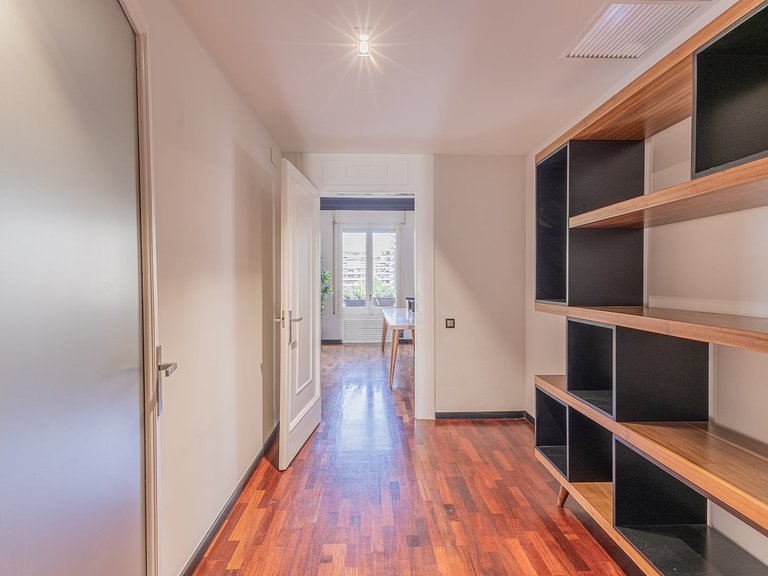Apartment for Sale in Barcelona, Barcelona 23