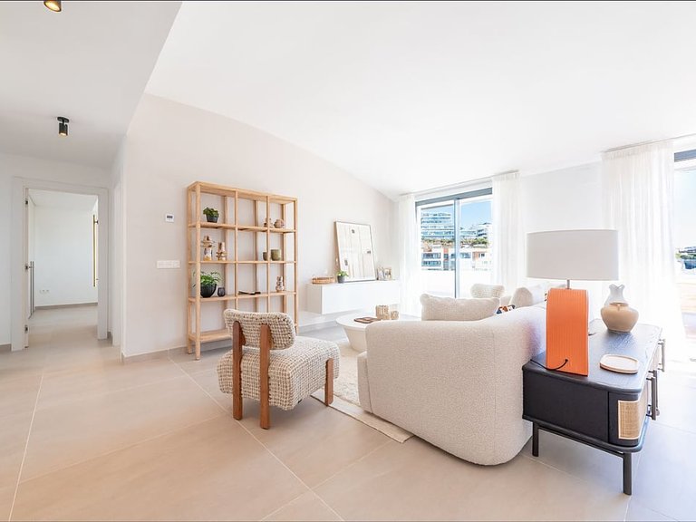 Apartment for Sale in Fuengirola, Malaga 18