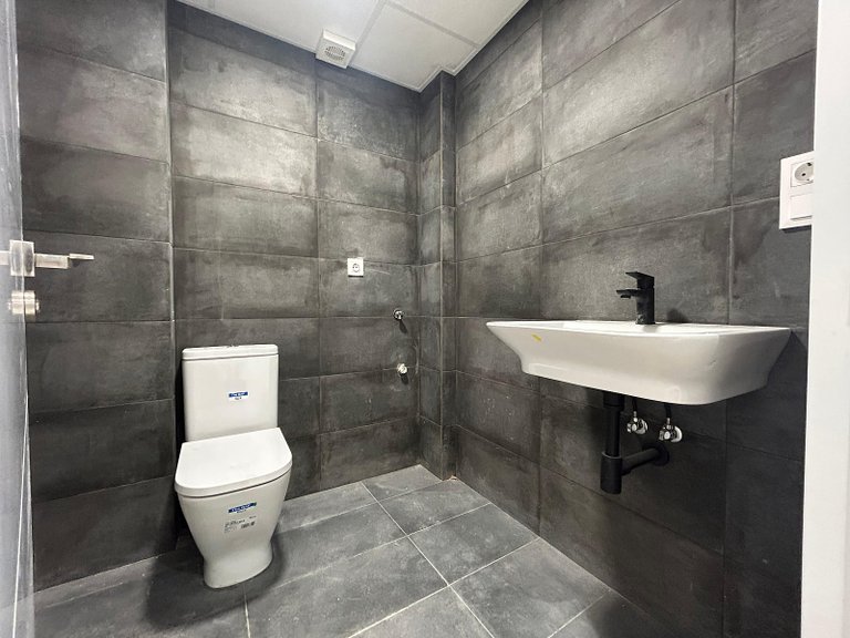 Apartment for Sale in Alicante, Alicante 17