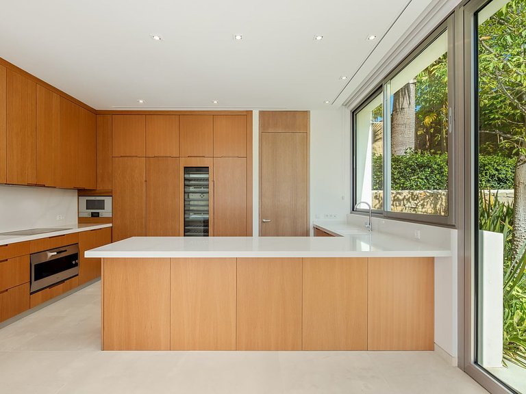 Town House for Sale in Casares, Malaga 18