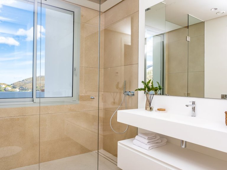 Apartment for Sale in Benahavís, Malaga 38
