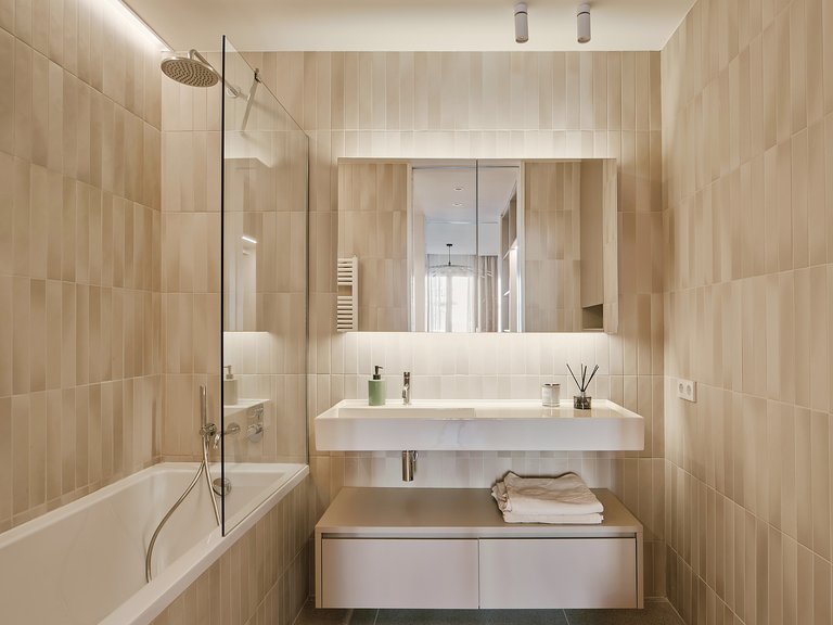 Apartment for Sale in Barcelona, Barcelona 11