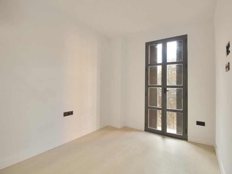 Apartment for Sale in Málaga, Malaga 12
