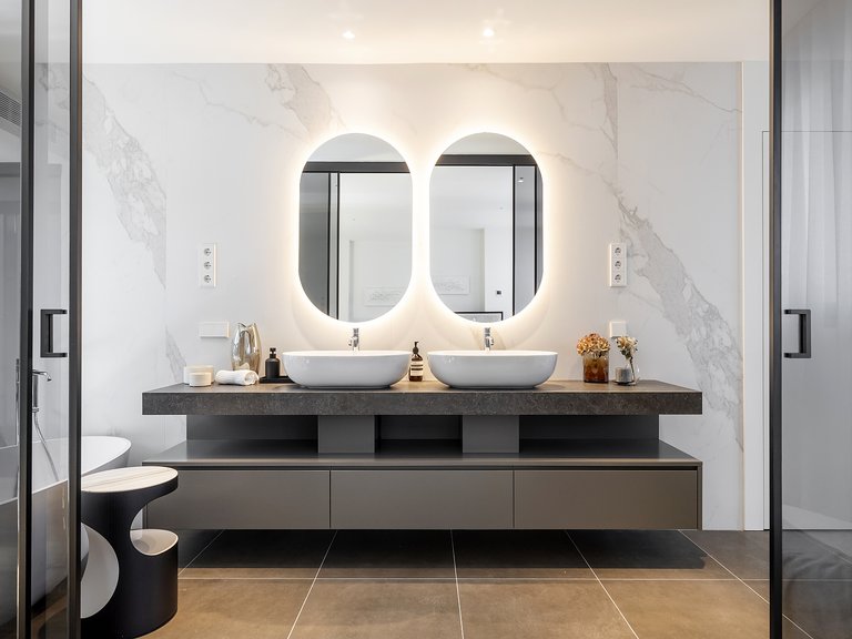 Apartment for Sale in Barcelona, Barcelona 14