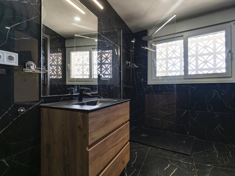 Town House for Sale in Benalmádena, Malaga 26