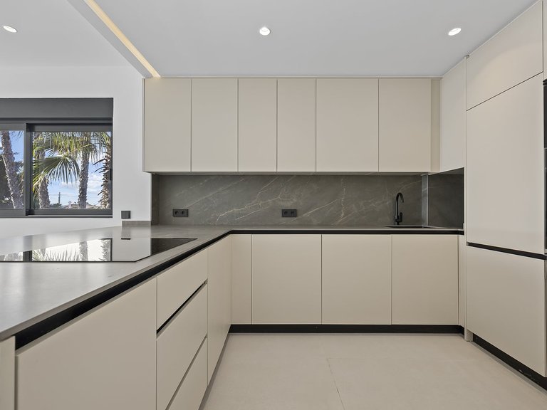 Apartment for Sale in Estepona, Malaga 31