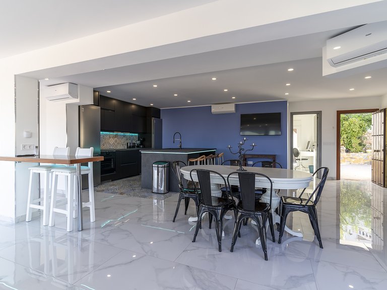 Town House for Sale in Benalmádena, Malaga 12
