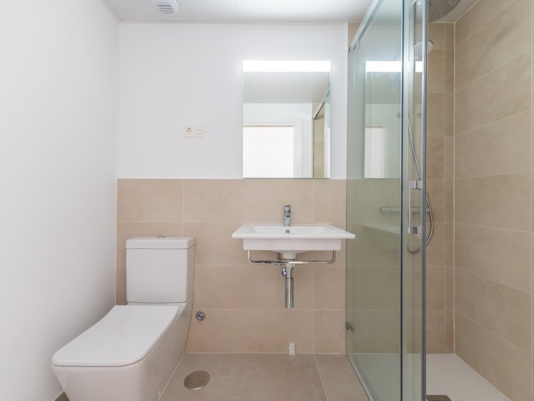 Apartment for Sale in Benalmádena, Malaga 38