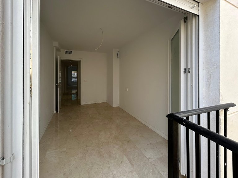 Apartment for Sale in Alicante, Alicante 16