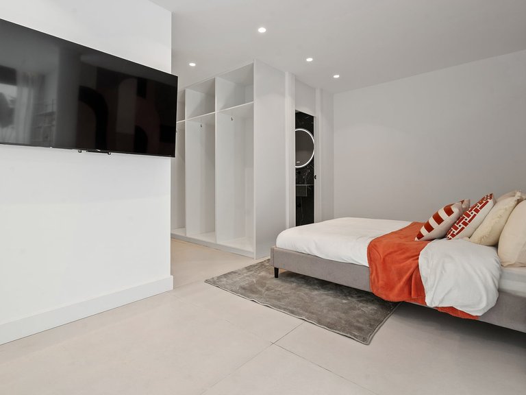 Apartment for Sale in Estepona, Malaga 19