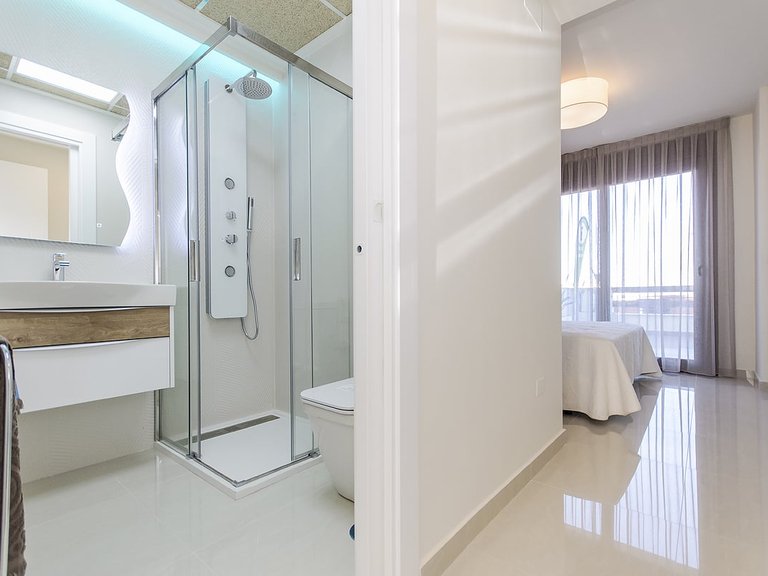 Apartment for Sale in Torrevieja, Alicante 41