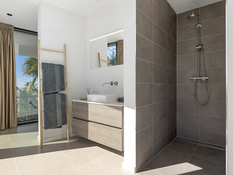 Town House for Sale in Benahavís, Malaga 37