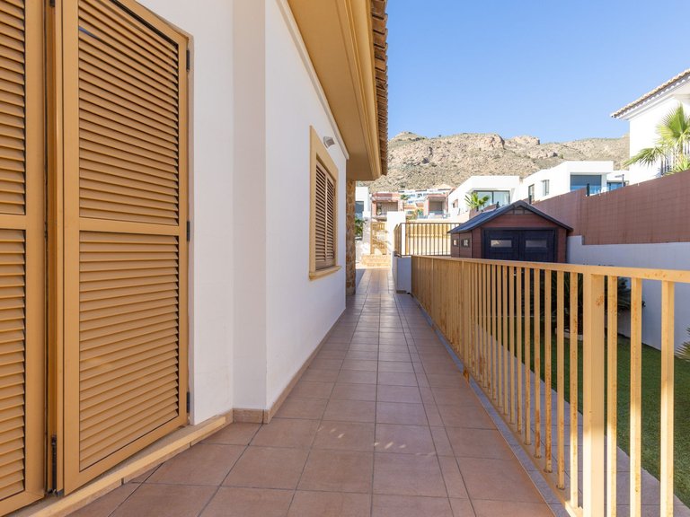 Villa for Sale in Finestrat, Alicante 16