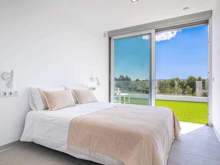 Villa for Sale in Finestrat, Alicante 16