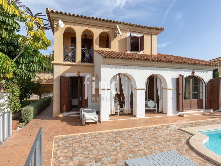 Villa for Sale in Finestrat, Alicante 3
