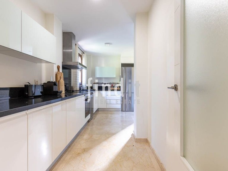 Villa for Sale in Finestrat, Alicante 16