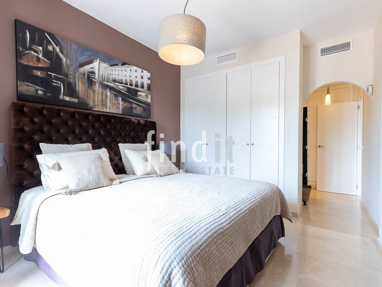 Villa for Sale in Finestrat, Alicante 25