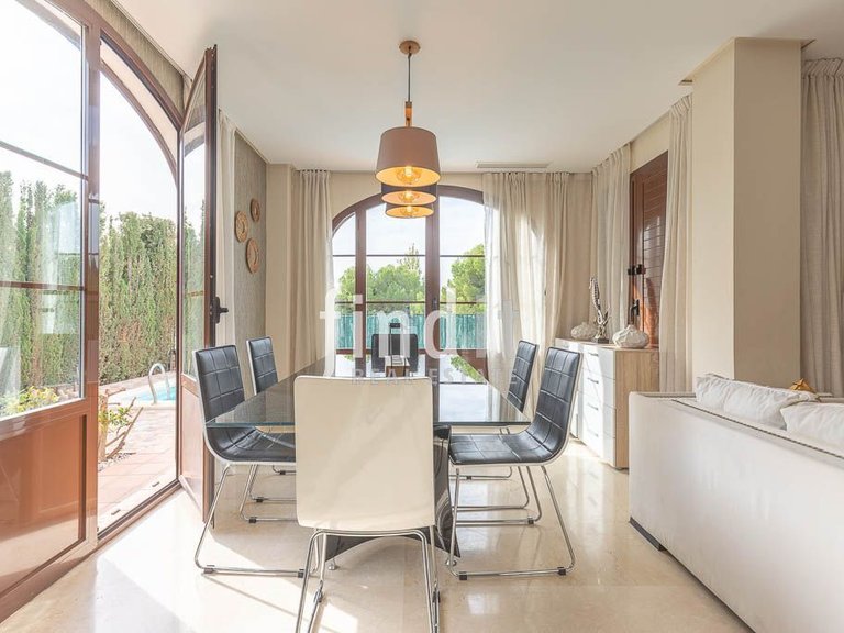 Villa for Sale in Finestrat, Alicante 29